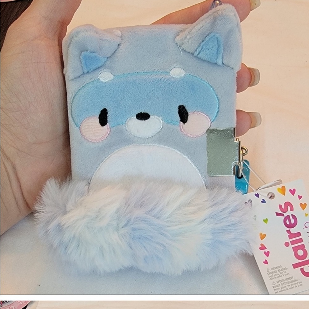 Claire's Mini Note Book w/lock and Key